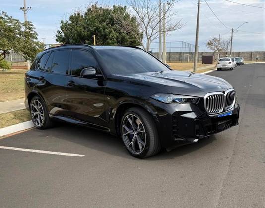 BMW X5 3.0 I6 TURBO HÍBRIDO XDRIVE50E M SPORT AUTOMÁTICO BMW X5 3.0 I6 TURBO HÍBRIDO XDRIVE50E M SPORT AUTOMÁTICO